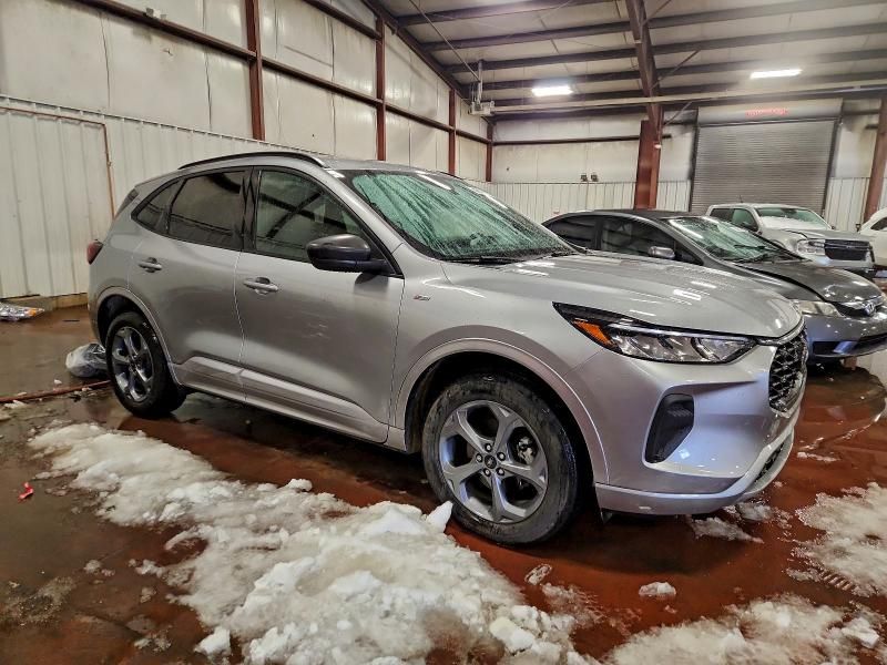 2023 Ford Escape st Line