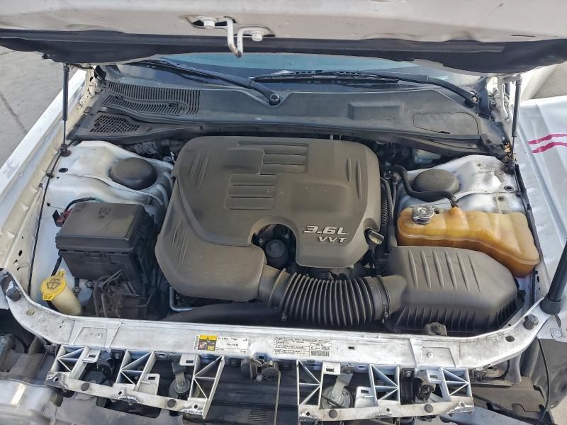 2013 Dodge Challenger sxt