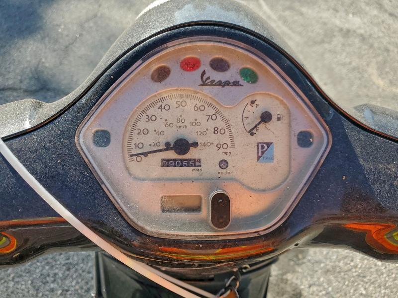 2010 Vespa LX 150