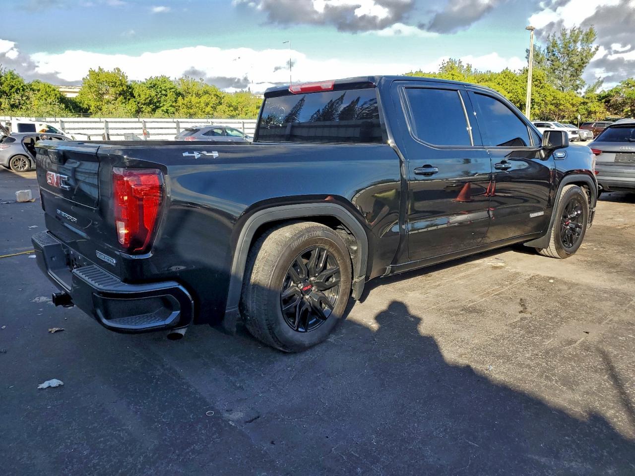 2024 GMC Sierra K1500 Elevation