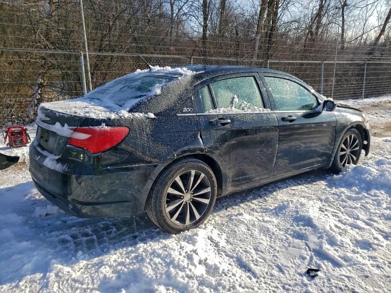 2012 Chrysler 200 Touring