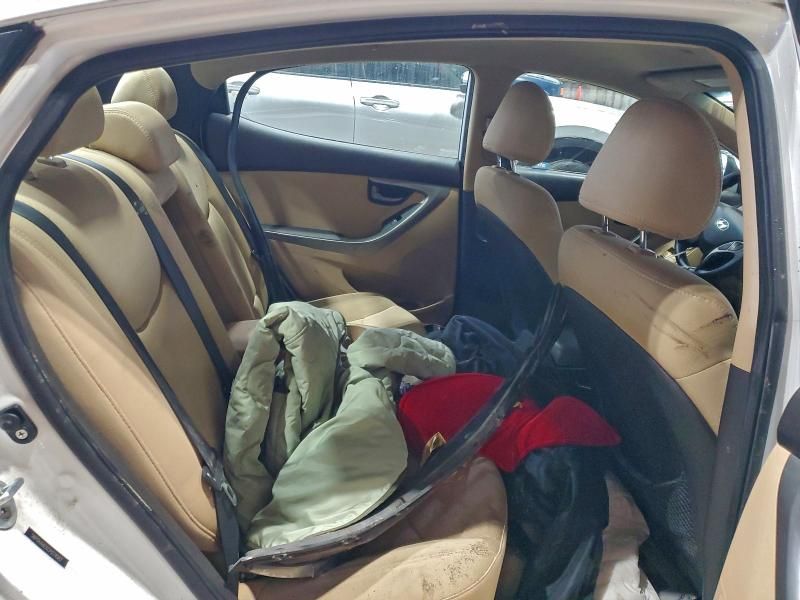 2012 Hyundai Elantra gls