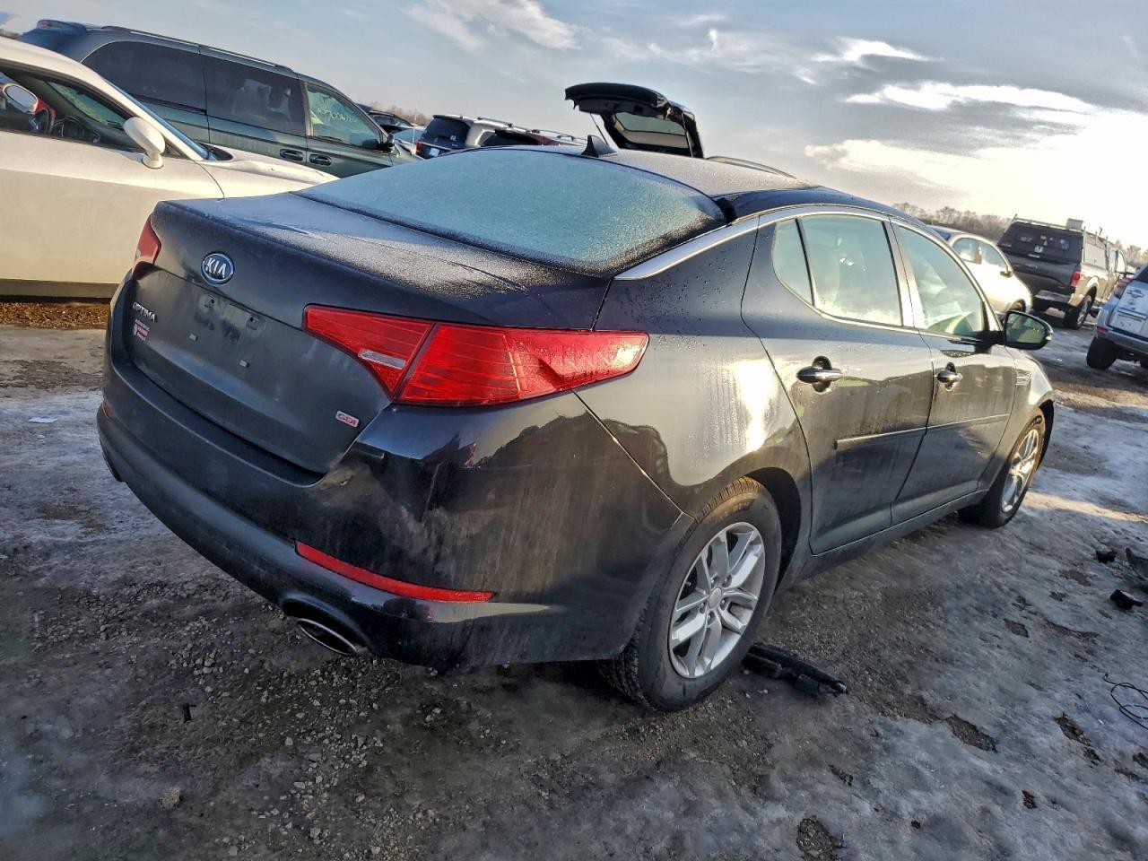 2012 KIA Optima lx