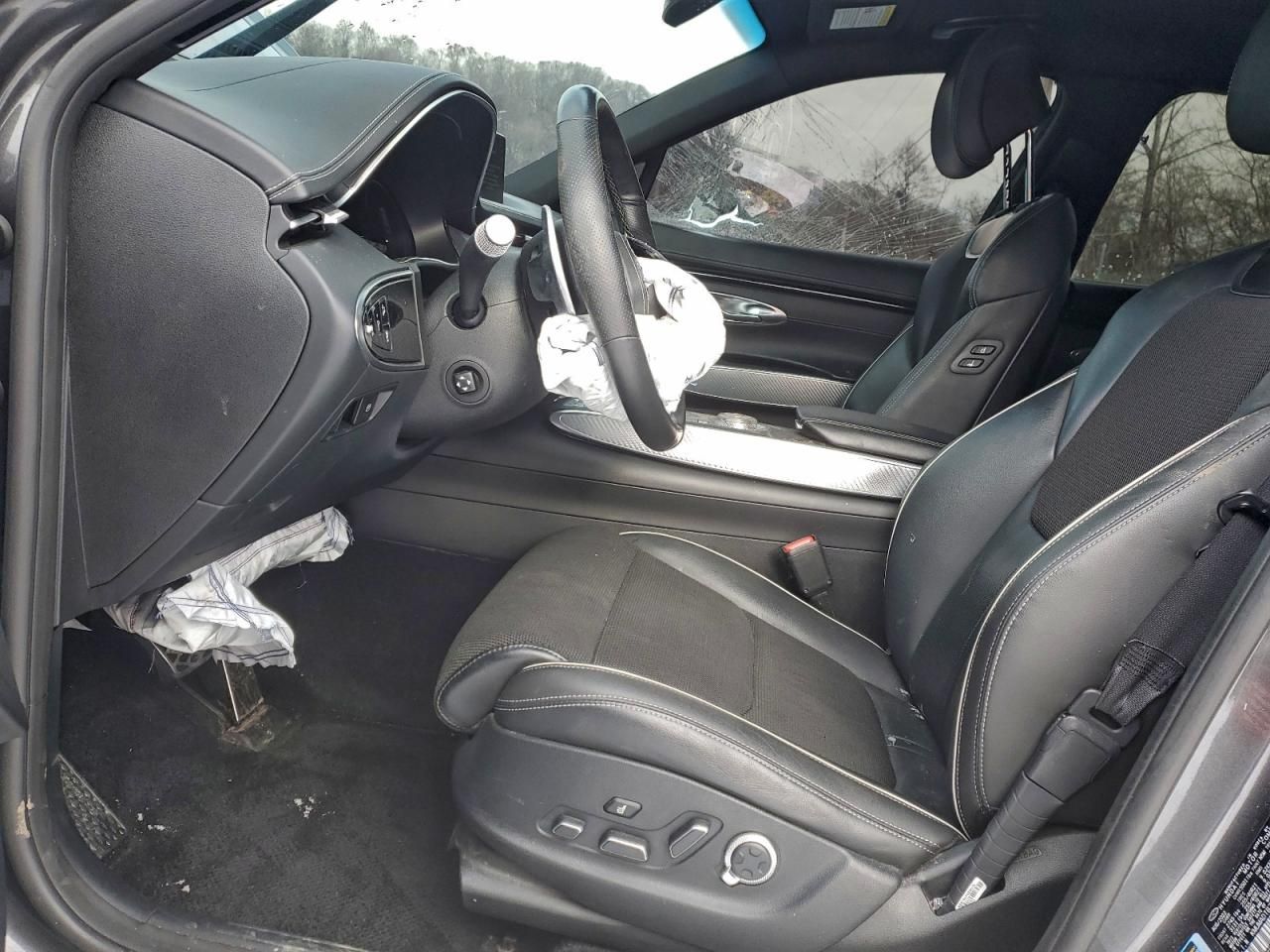 2023 Genesis Gv70 Base