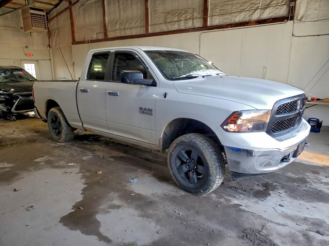 2015 Dodge RAM 1500 SLT