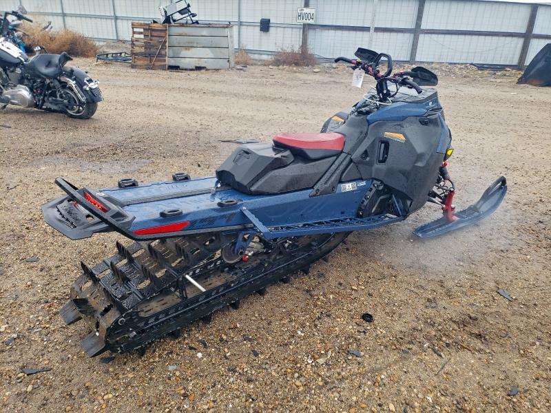 2025 Skidoo 2025 SKI-DOO Summit X Snowmobile