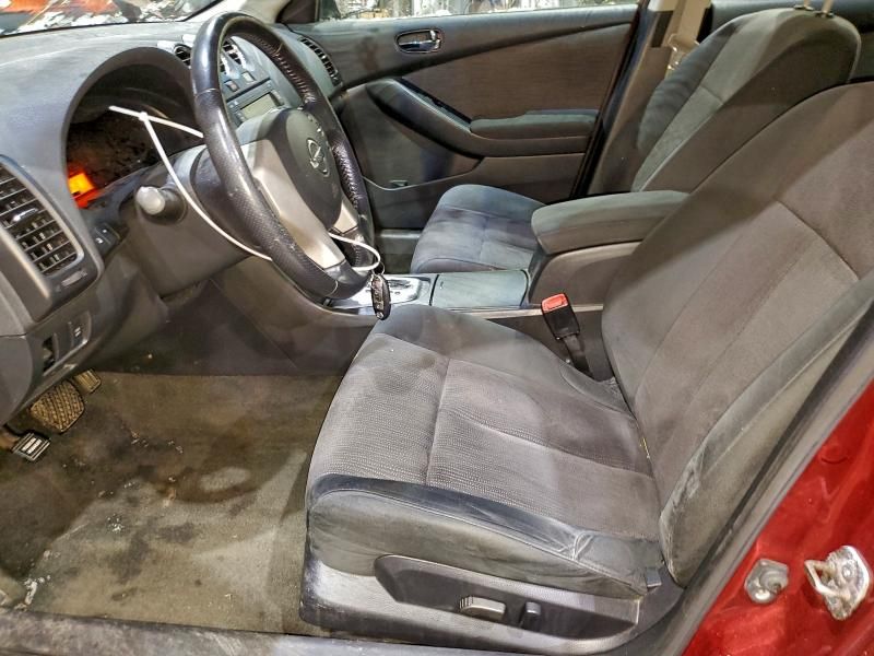 2010 Nissan Altima Base