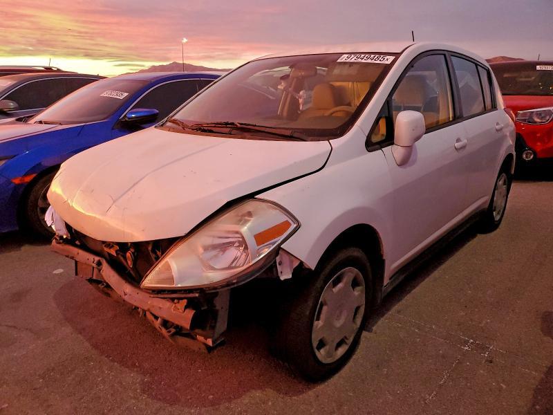 2009 Niss Versa s