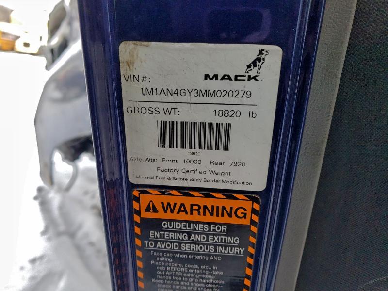 2021 Mack Anthem Semi Truck