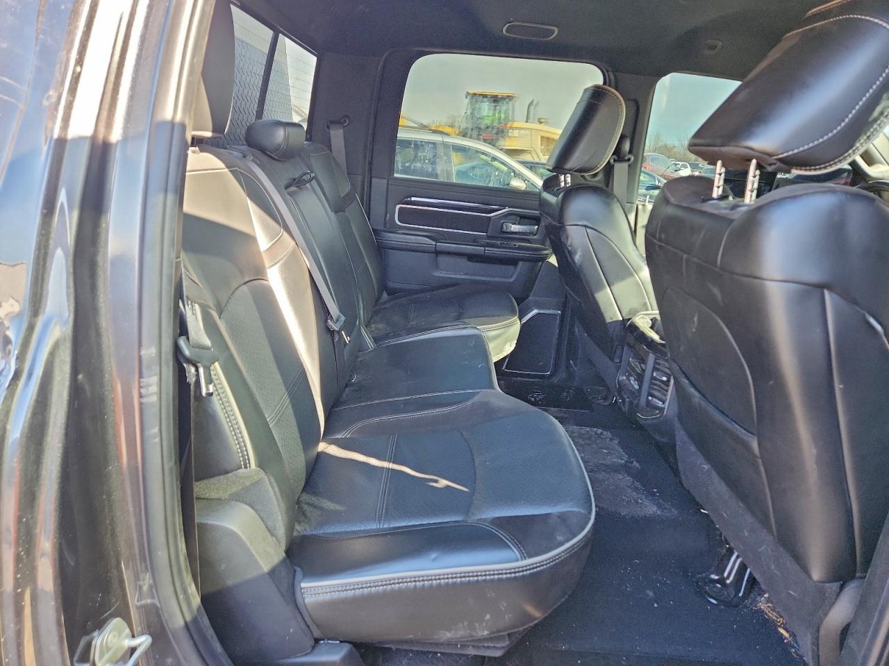 2022 Dodge 3500 Laramie
