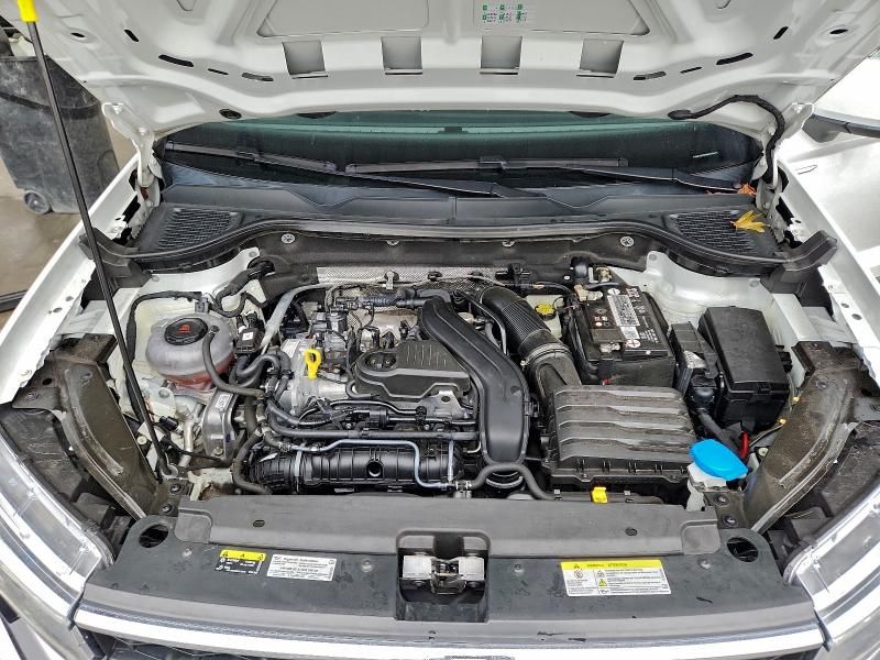 2022 Volkswagen Taos se