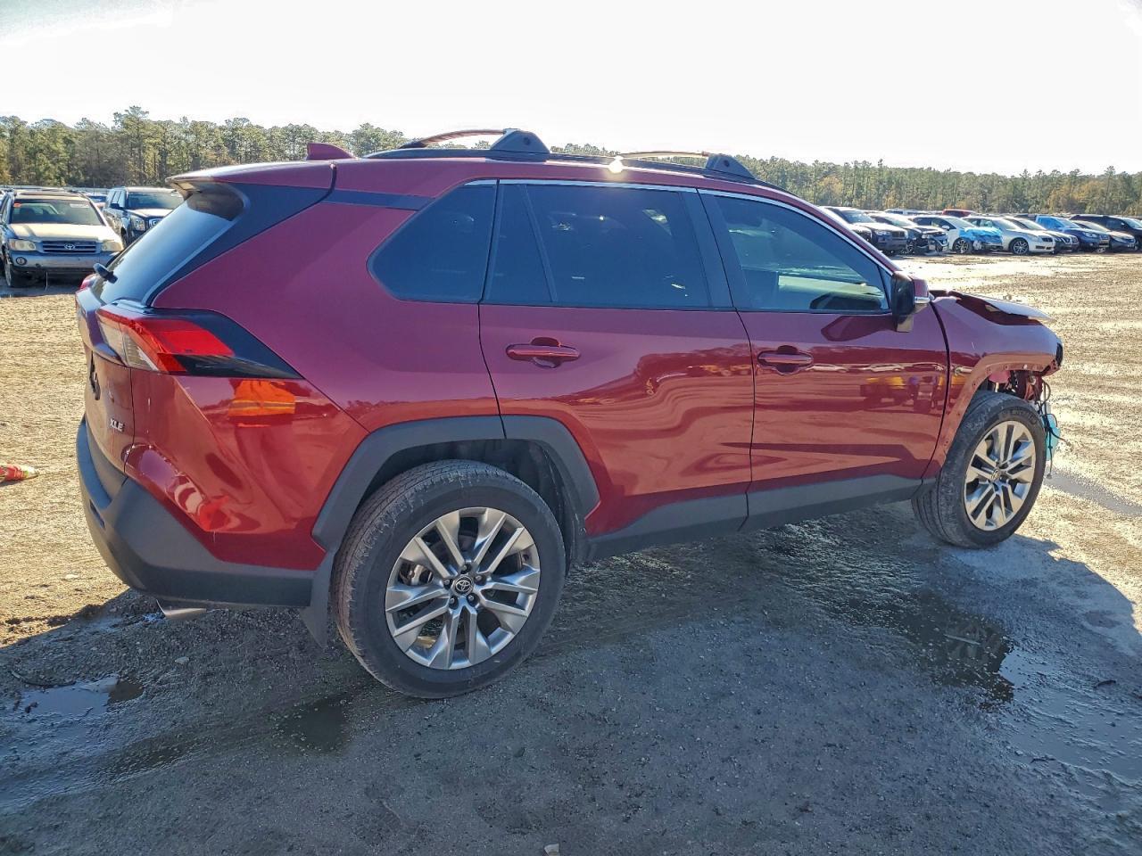 2025 Toyota Rav4 xle Premium