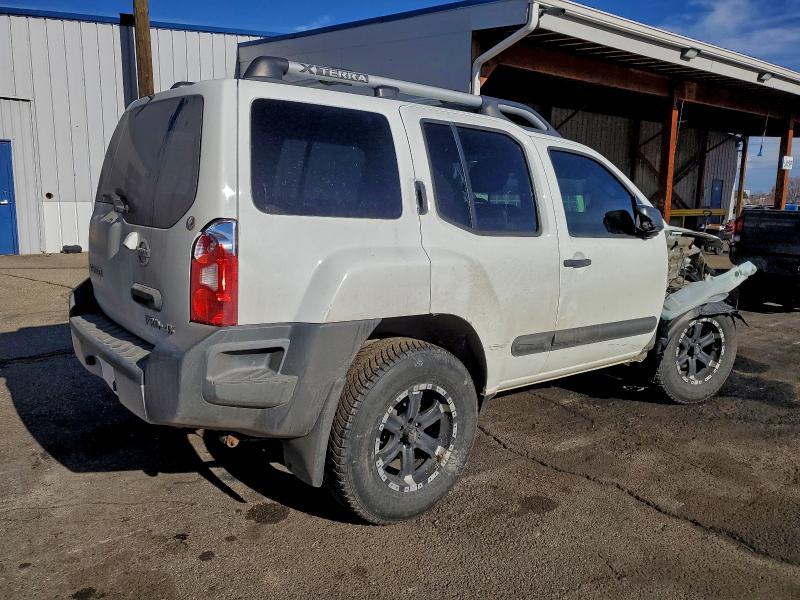 2014 Nissan Xterra x