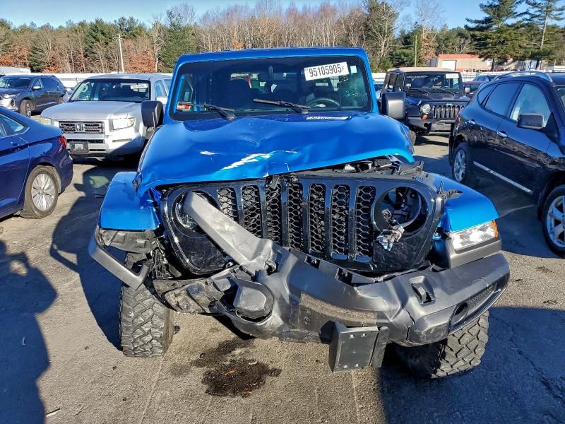 2022 Jeep Gladiator Sport