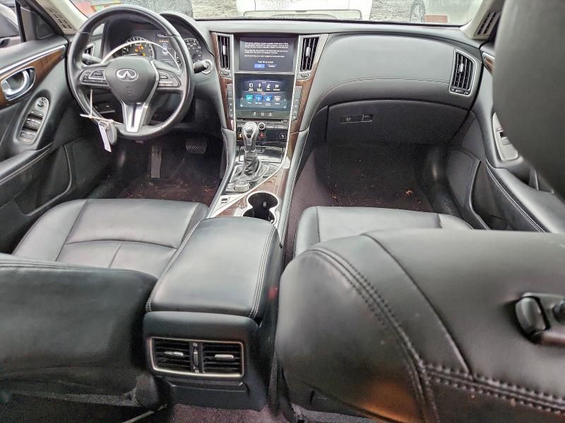 2018 Infiniti Q50 Luxe