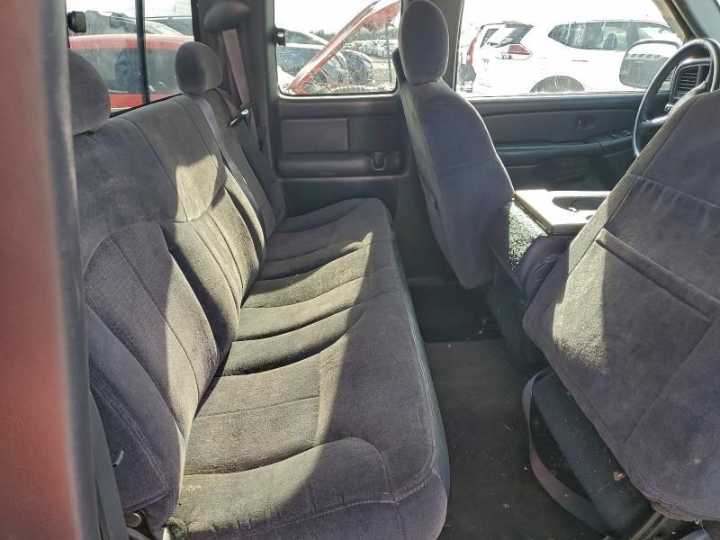 2000 Chevrolet Silverado C1500