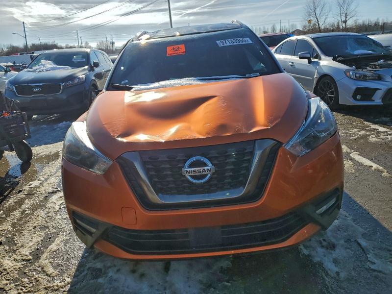 2020 Nissan Kicks sr