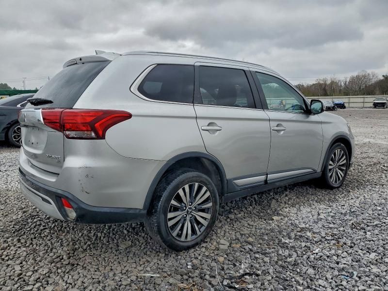 2019 Mitsubishi Outlander se