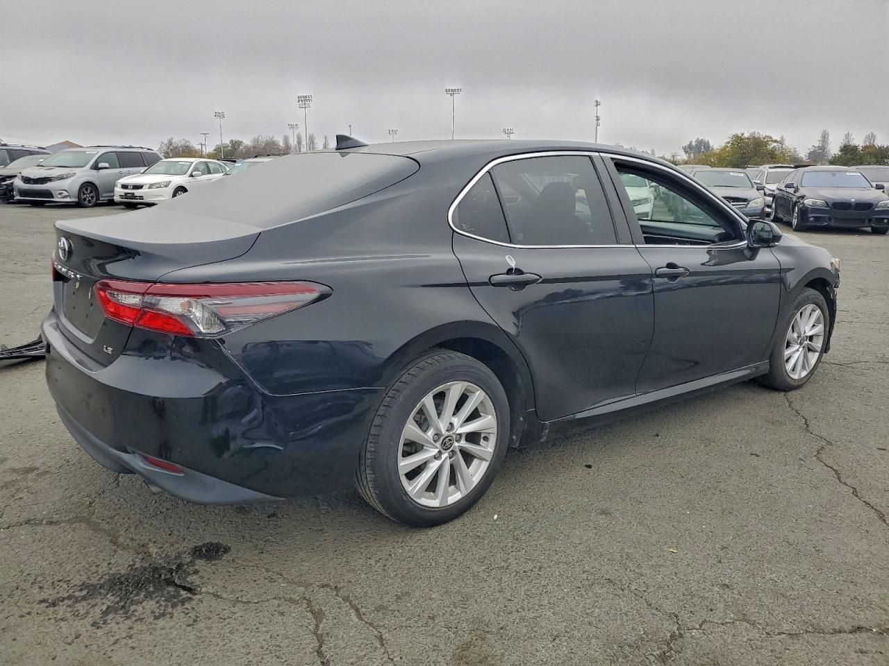 2021 Toyota Camry le