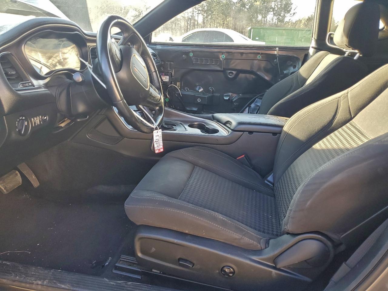 2018 Dodge Challenger sxt