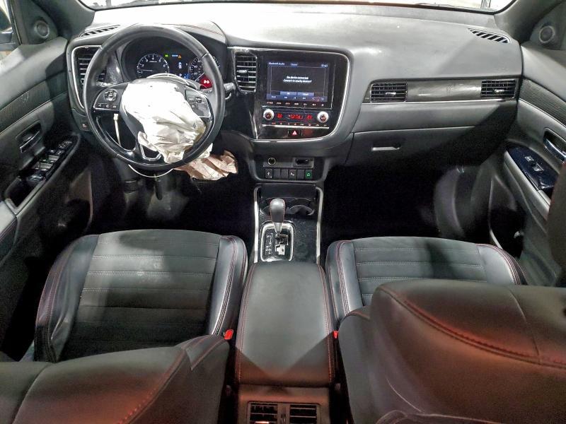 2020 Mitsubishi Outlander se
