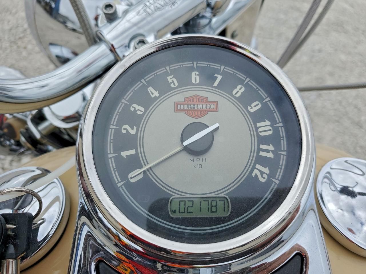 2015 Harley-Davidson Flstc Heritage Softail Classic