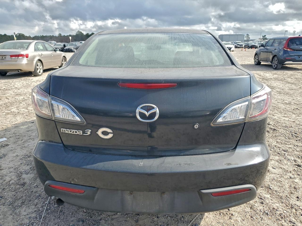 2010 Mazda 3 I