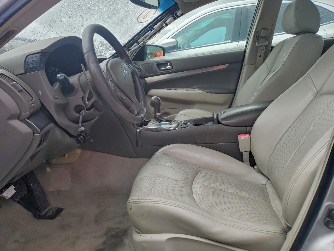 2012 Infiniti G37