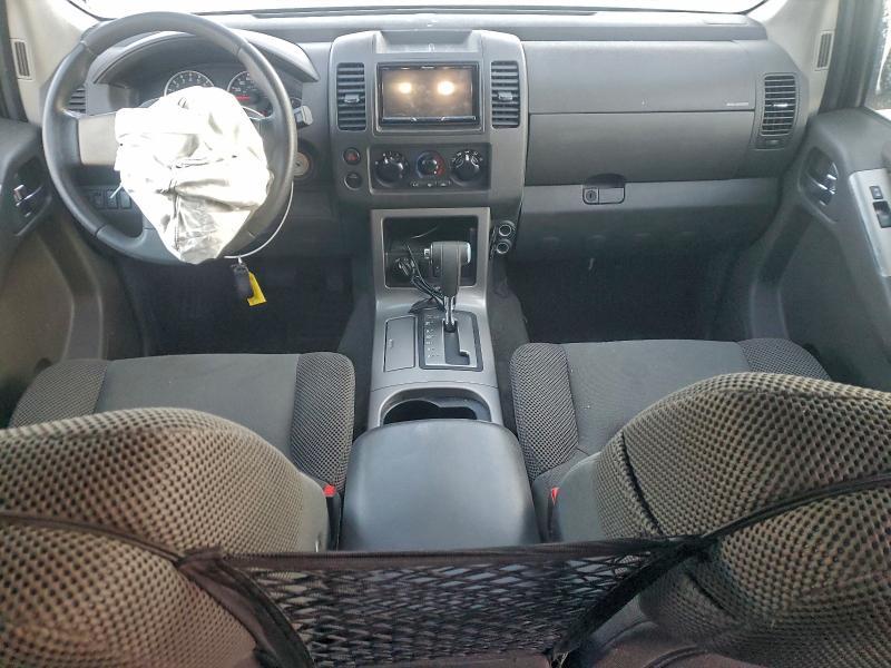 2008 Nissan Pathfinder s