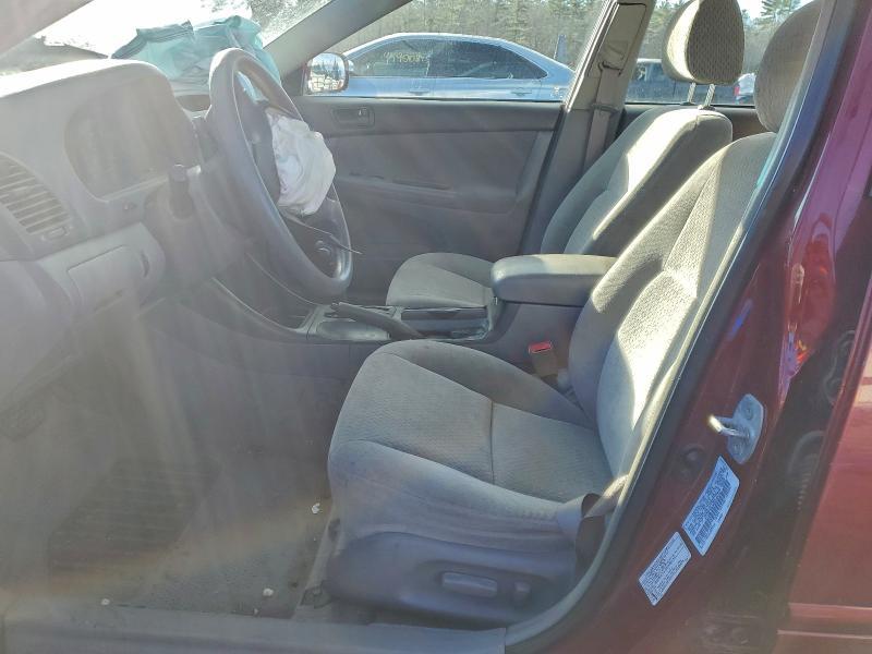 2002 Toyota Camry le