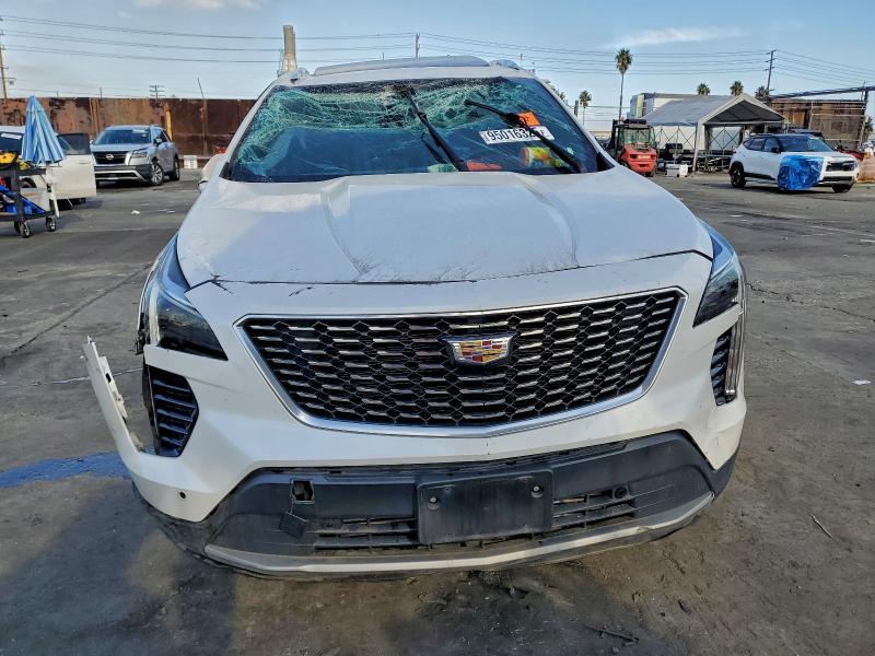 2020 Cadillac XT4 Premium Luxury