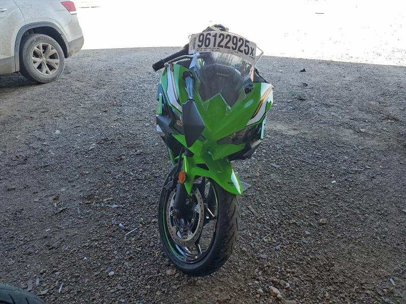 2025 Kawasaki Ex500 h