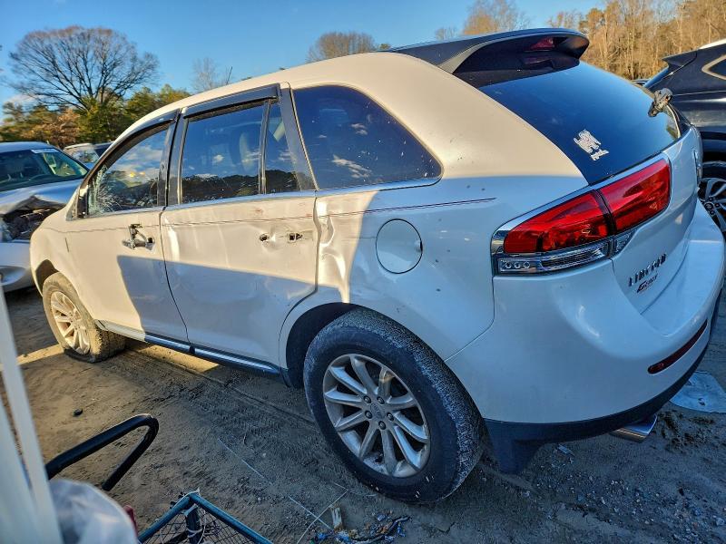 2013 Lincoln Townhouse MKX