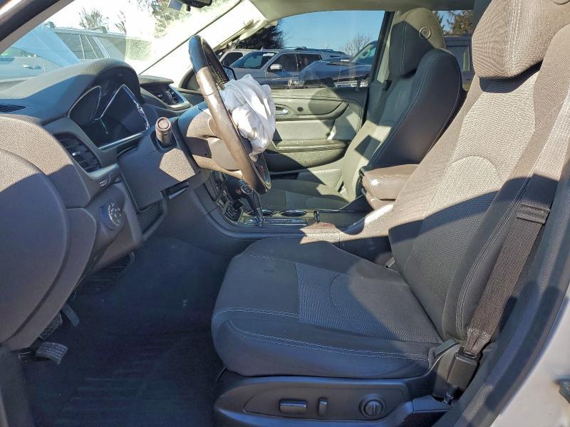 2017 Chevrolet Traverse lt