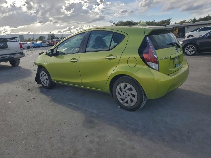 2016 Toyota Prius c
