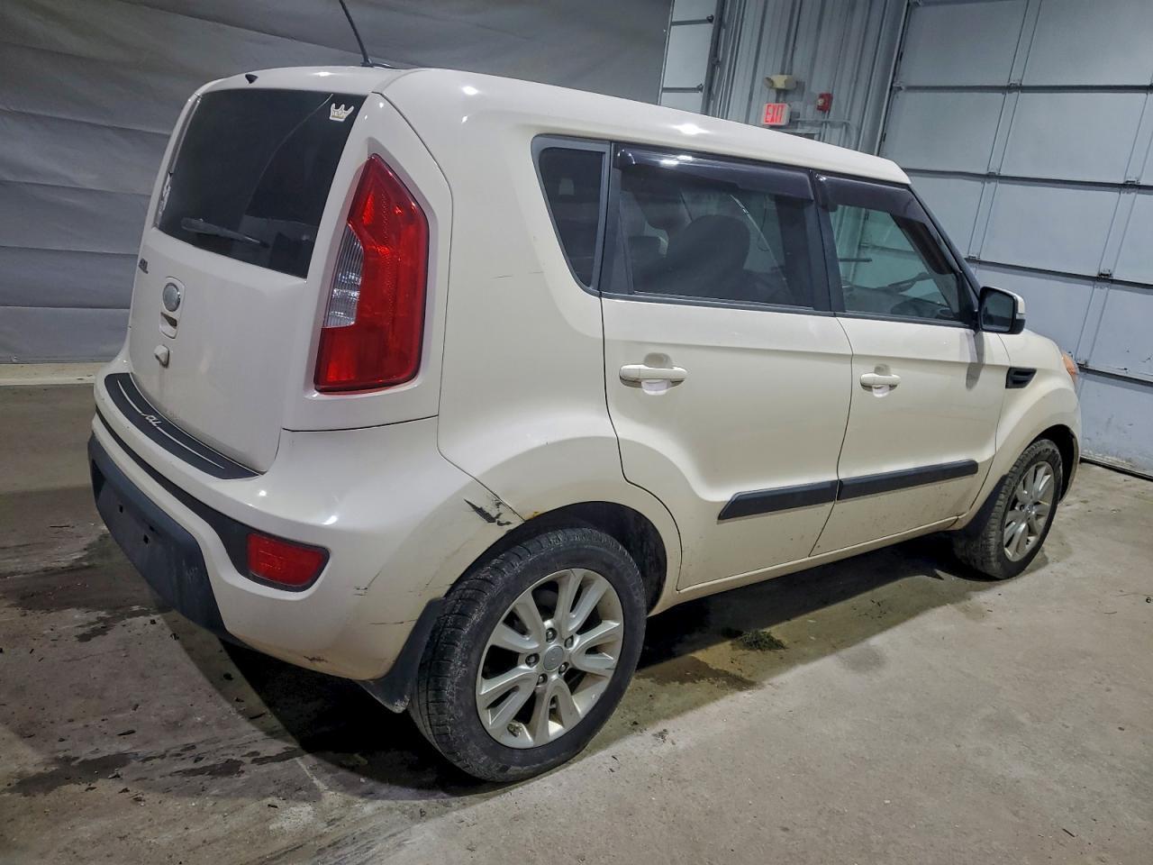 2013 KIA Soul +