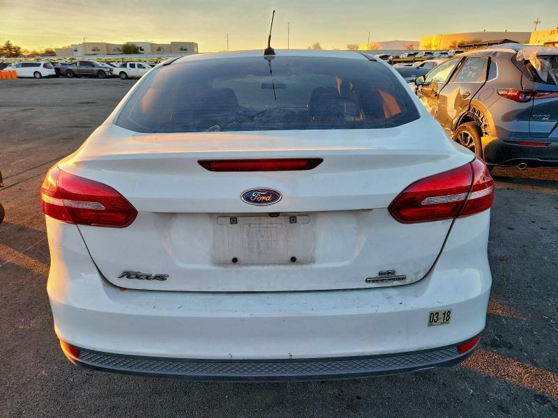 2016 Ford Focus se