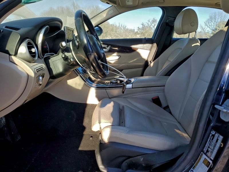 2015 Mercedes-Benz C300