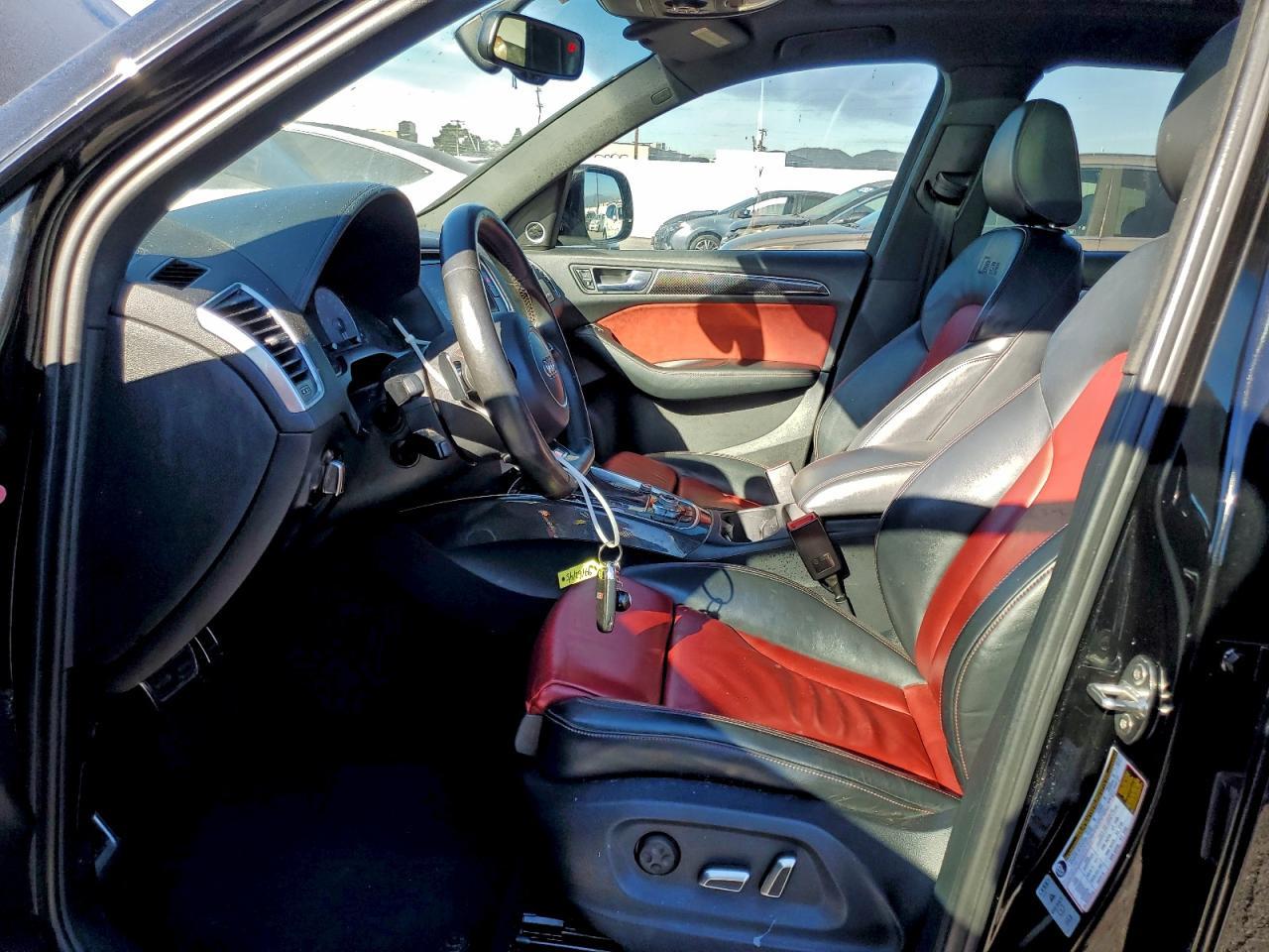 2016 Audi SQ5 Premium Plus