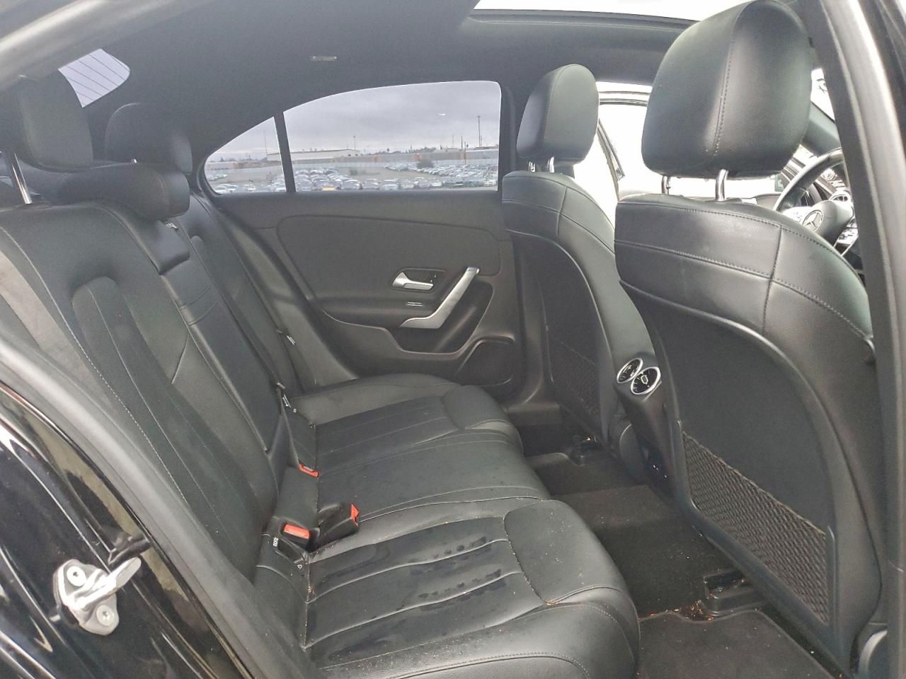 2021 Mercedes-Benz A 220