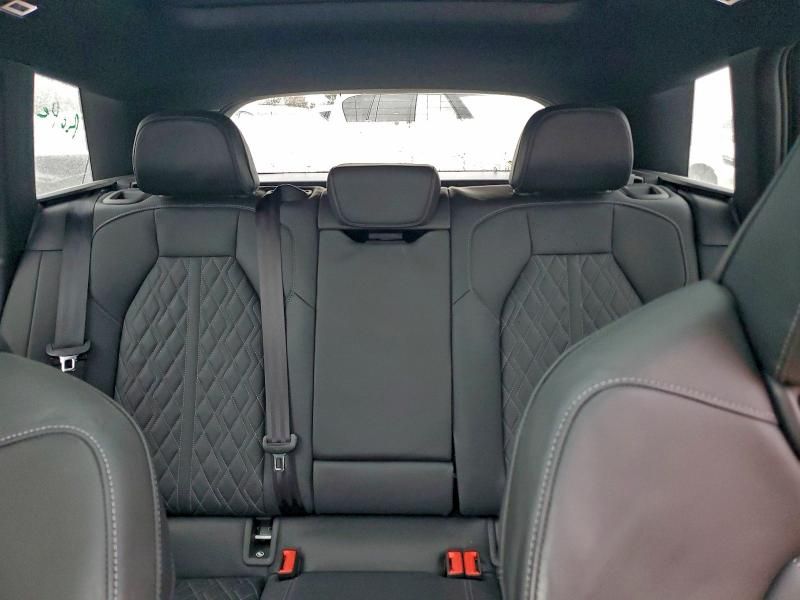 2025 Audi SQ6 E-tron Premium Plus