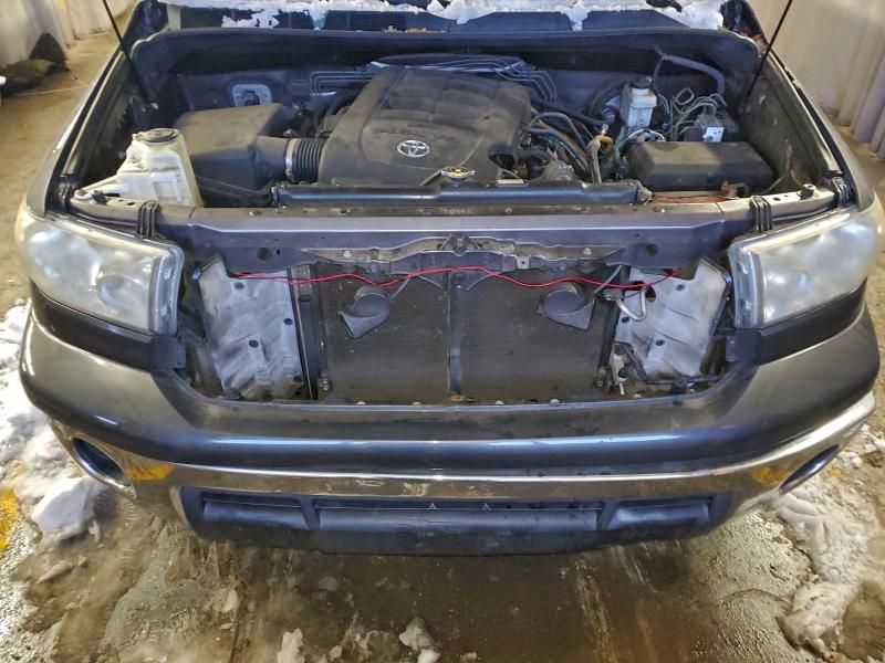 2012 Toyota Tundra Double cab SR5