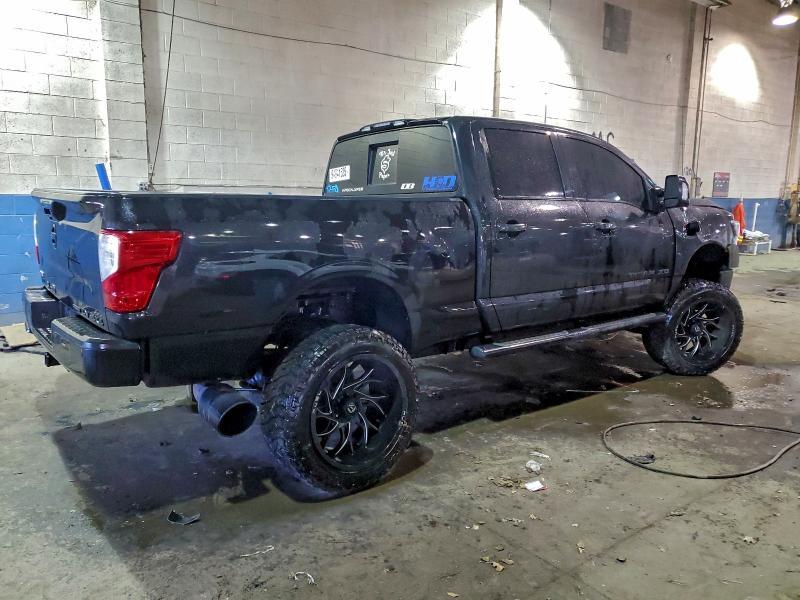 2019 Nissan Titan xd sl