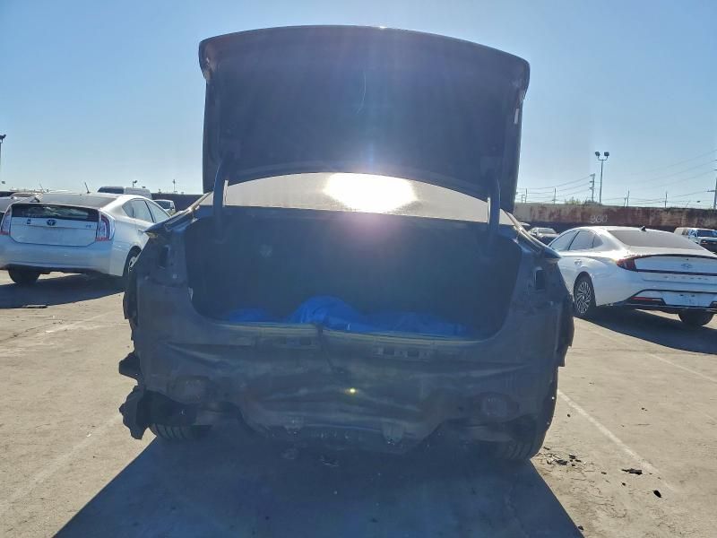 2018 KIA Cadenza Premium