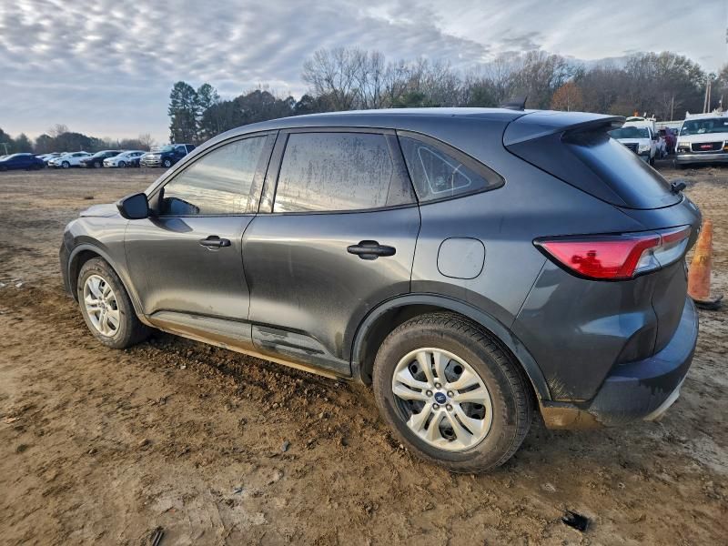2020 Ford Escape s