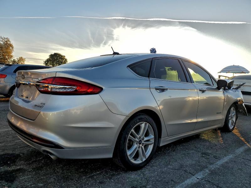 2018 Ford Fusion se Hybrid