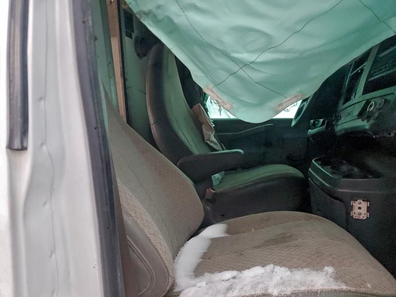 2018 GMC Savana Delivery Truck