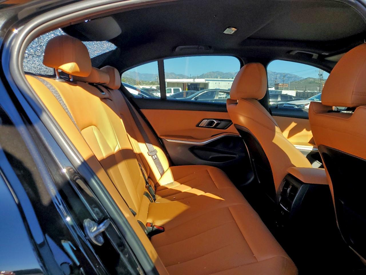 2022 BMW 330i