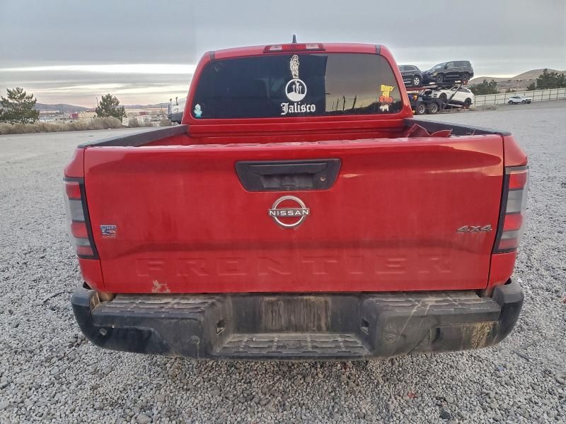 2022 Nissan Frontier s