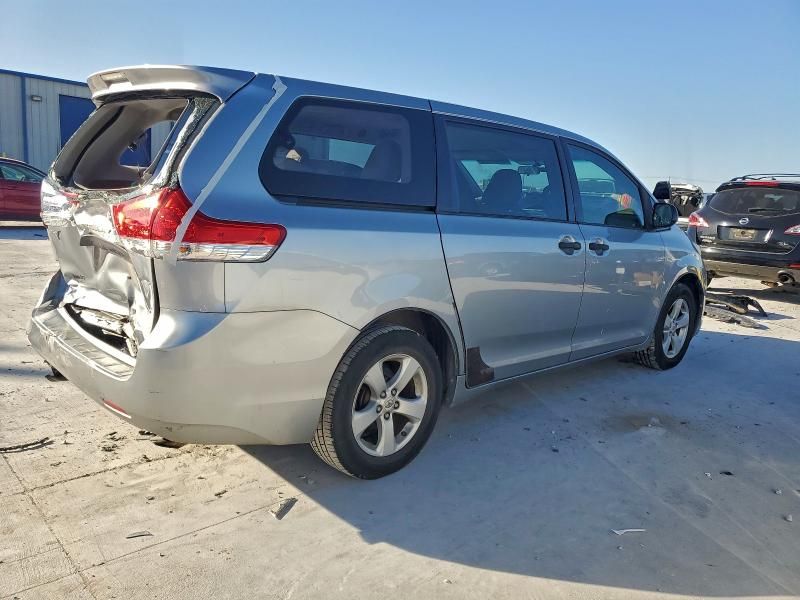 2011 Toyota Sienna Base